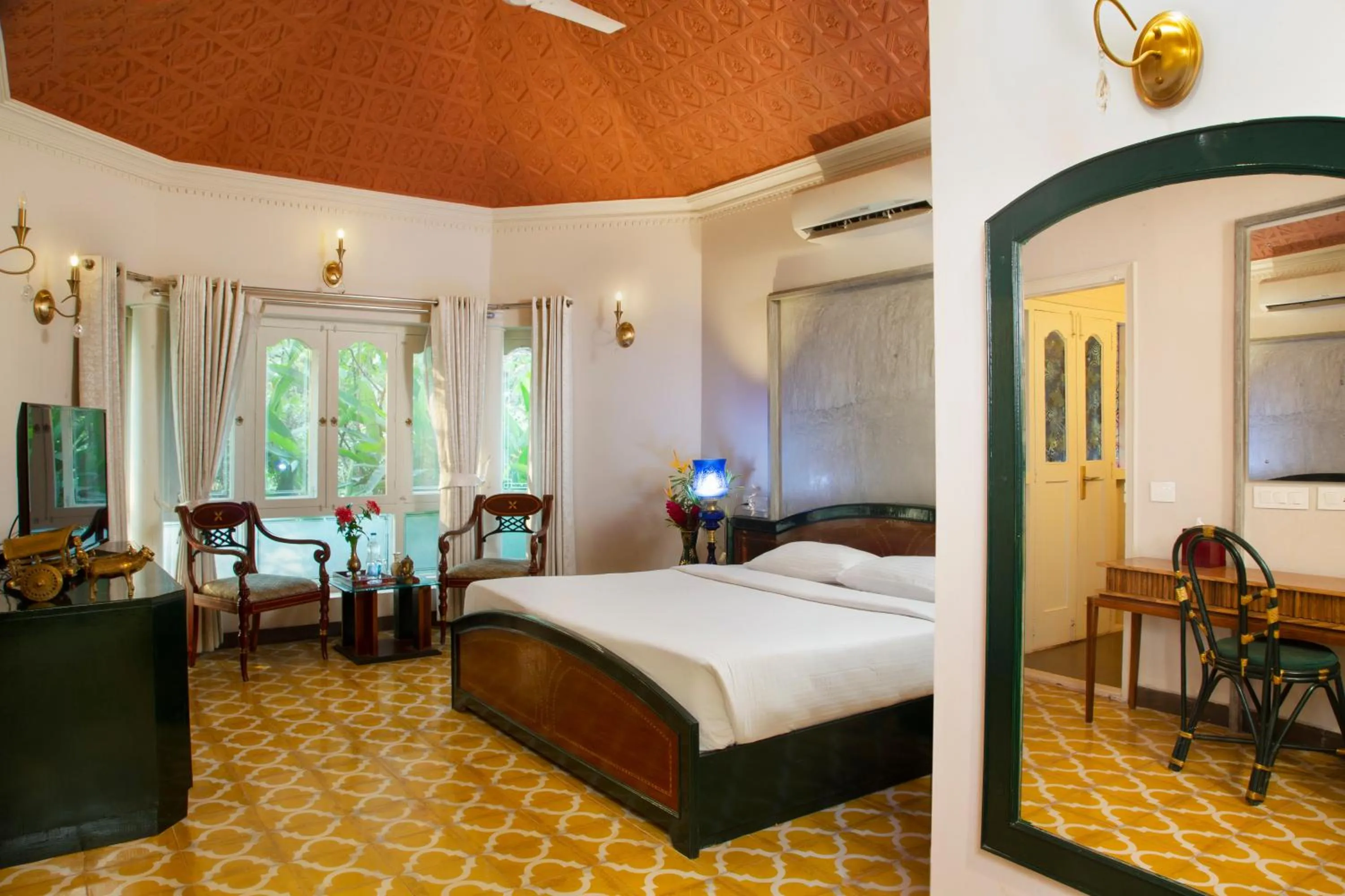 Bedroom, Bed in Kairali - The Ayurvedic Healing Village