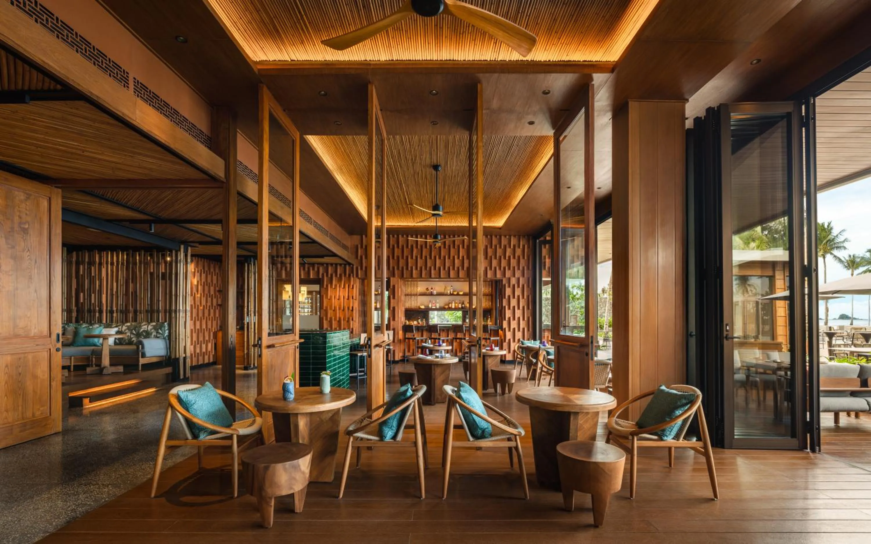Restaurant/places to eat in Hotel Indigo Bintan Lagoi Beach by IHG