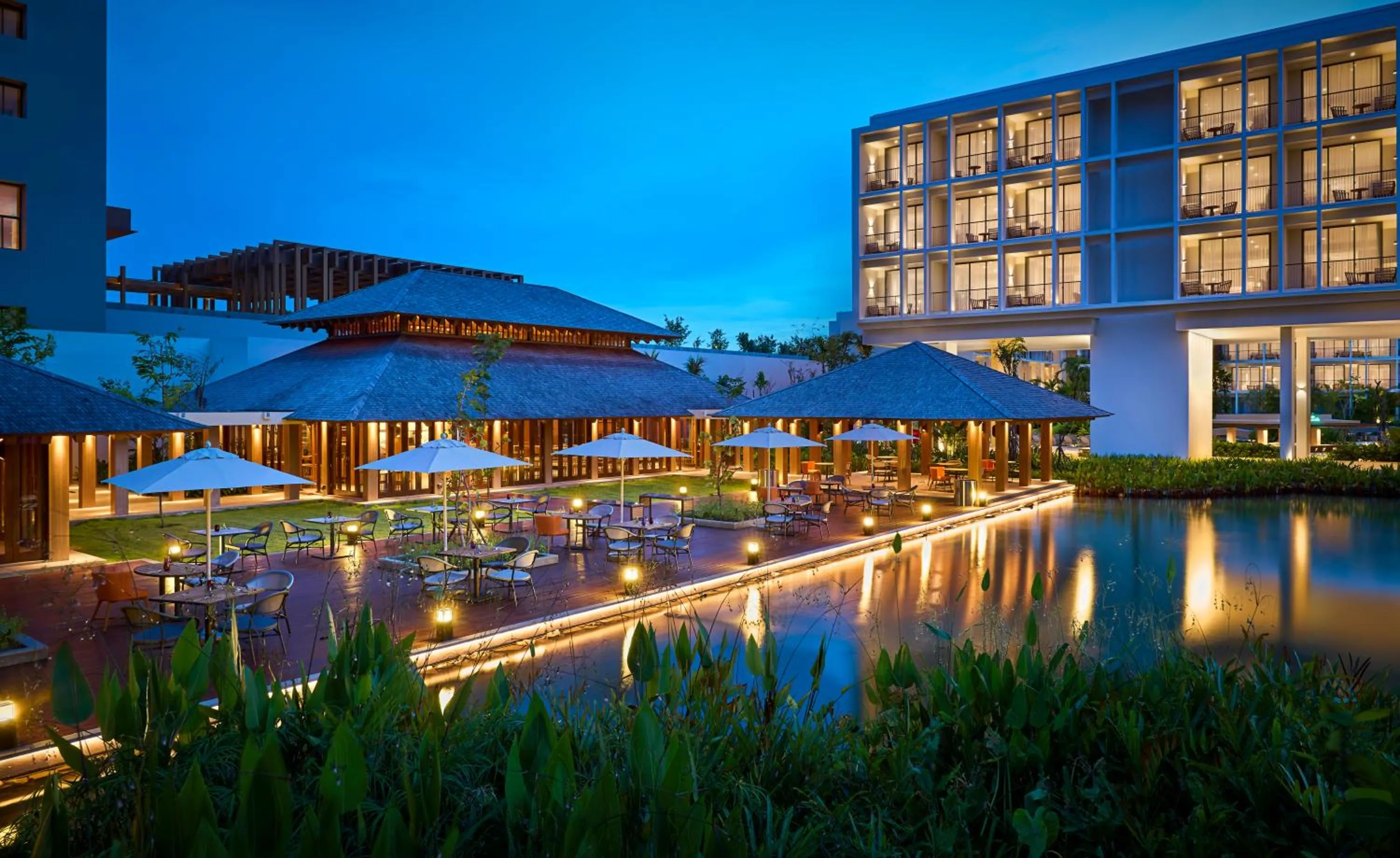 Restaurant/places to eat in Holiday Inn Resort Bintan Lagoi Beach by IHG