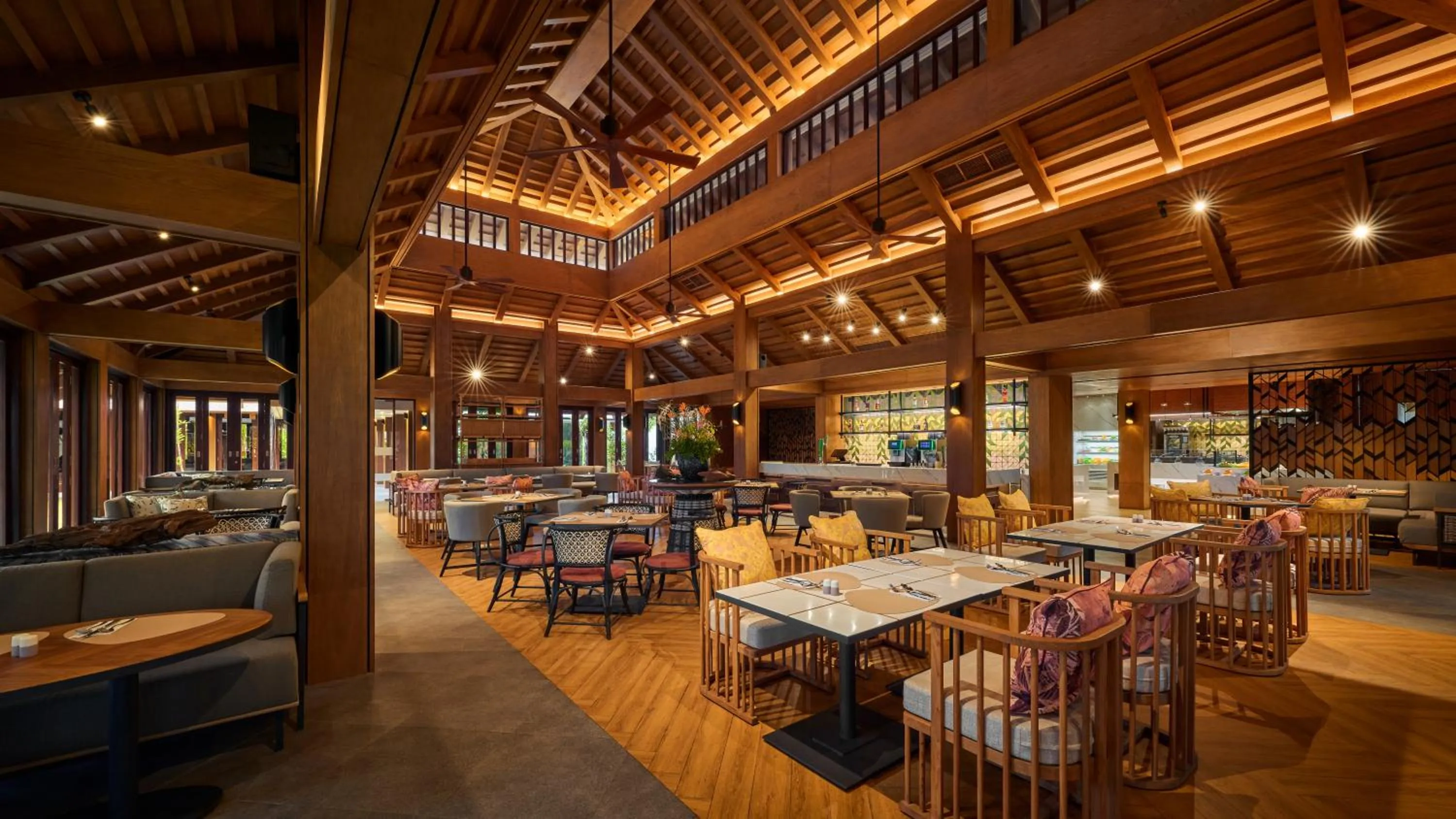 Restaurant/places to eat in Holiday Inn Resort Bintan Lagoi Beach by IHG