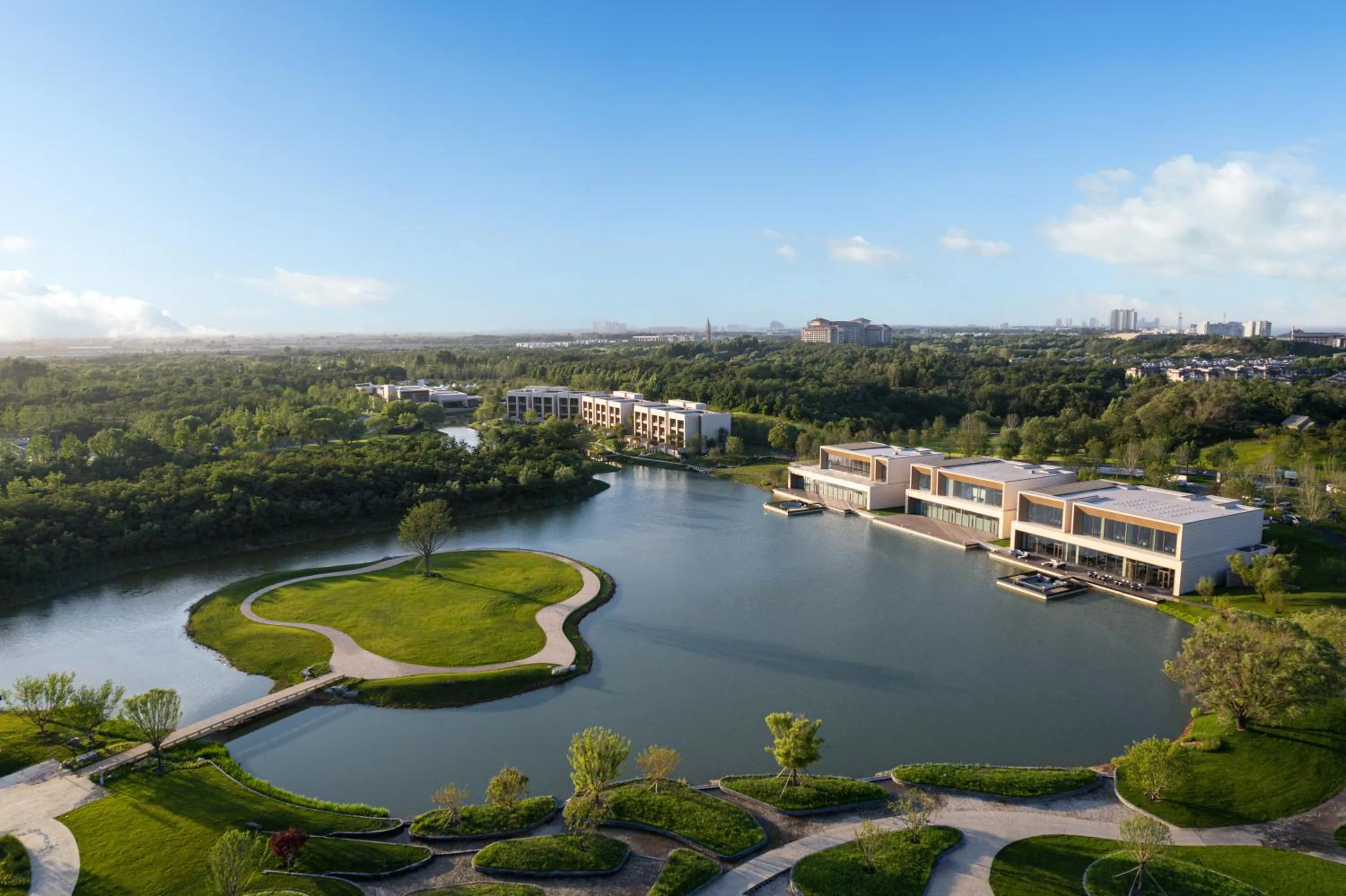 Property building in Hotel Indigo Beidaihe