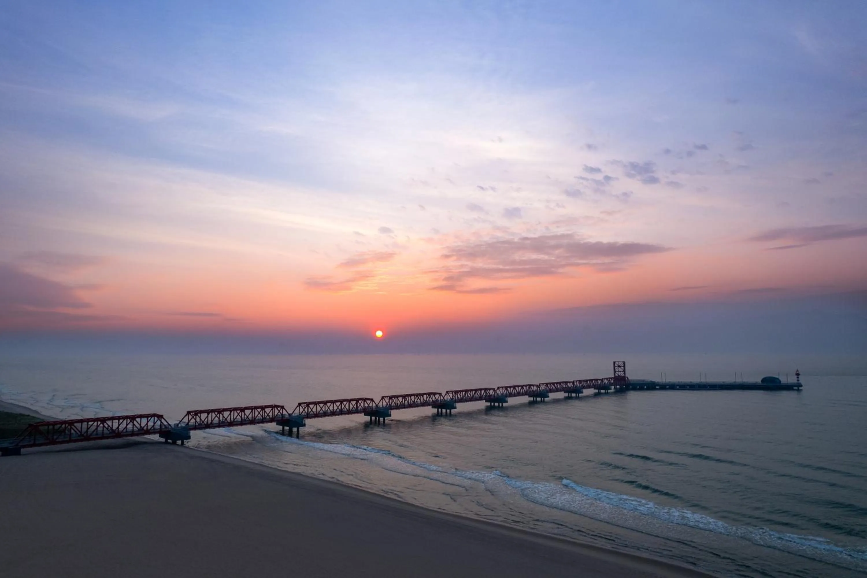 Sunrise in Hotel Indigo Beidaihe