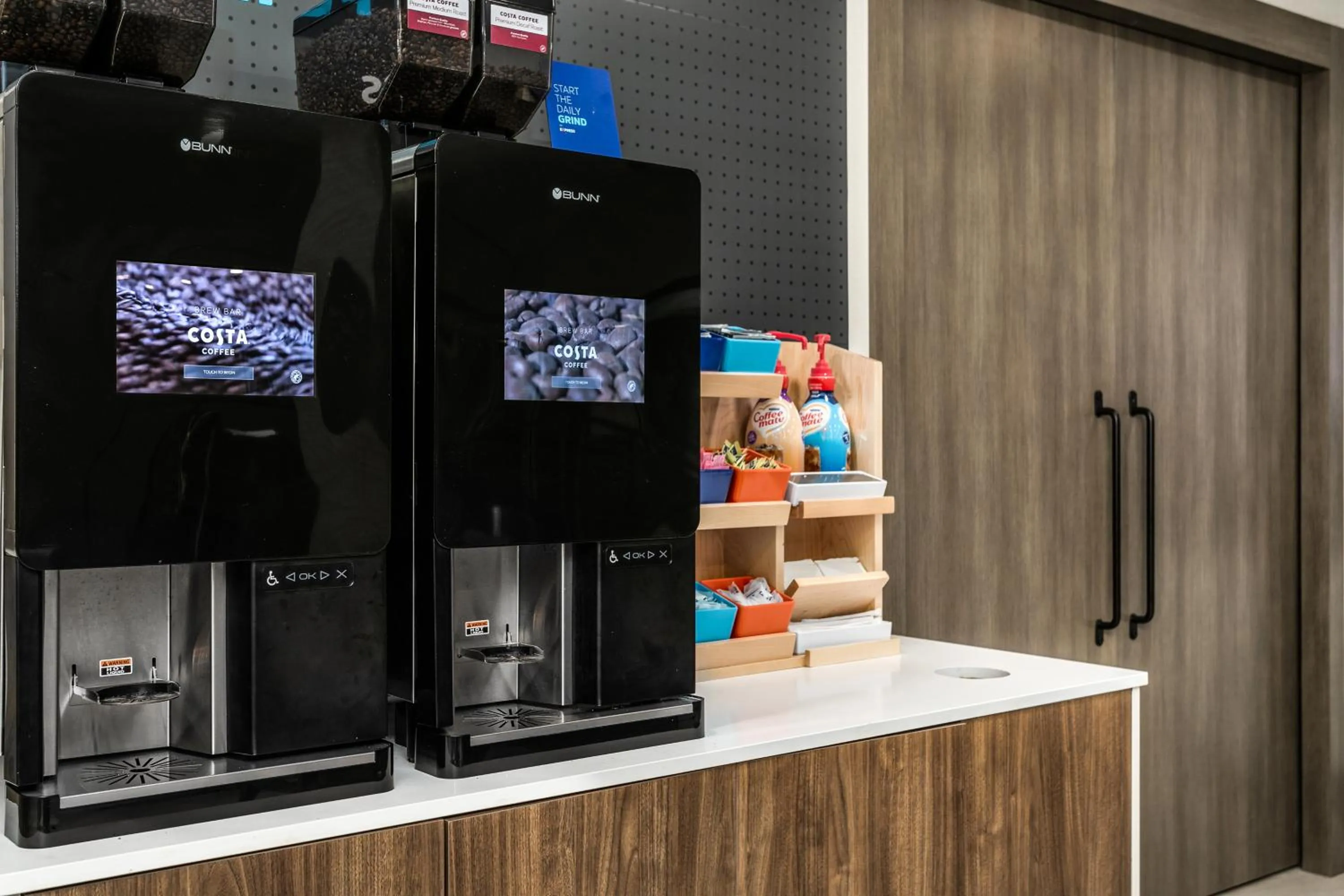 Coffee/tea facilities in Candlewood Suites Chattanooga Hamilton Place by IHG