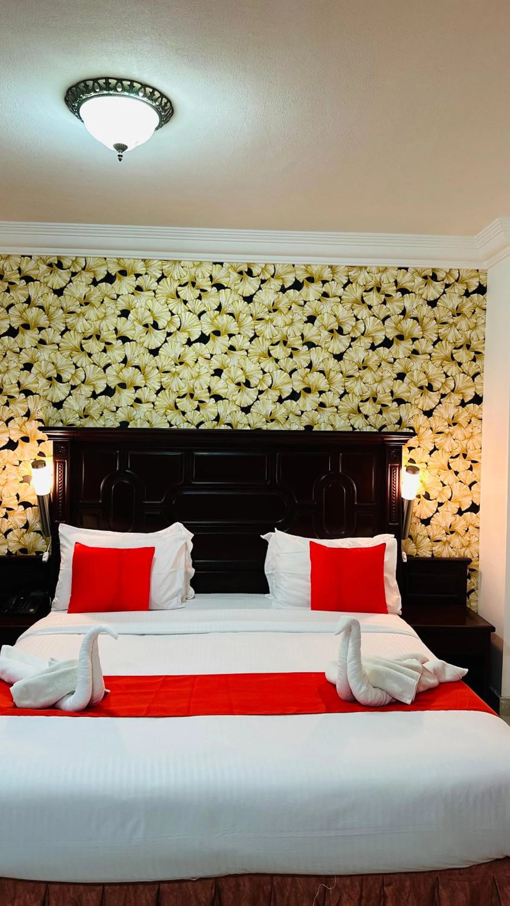 Bed in Dahlia Sohar Hotel Apartments