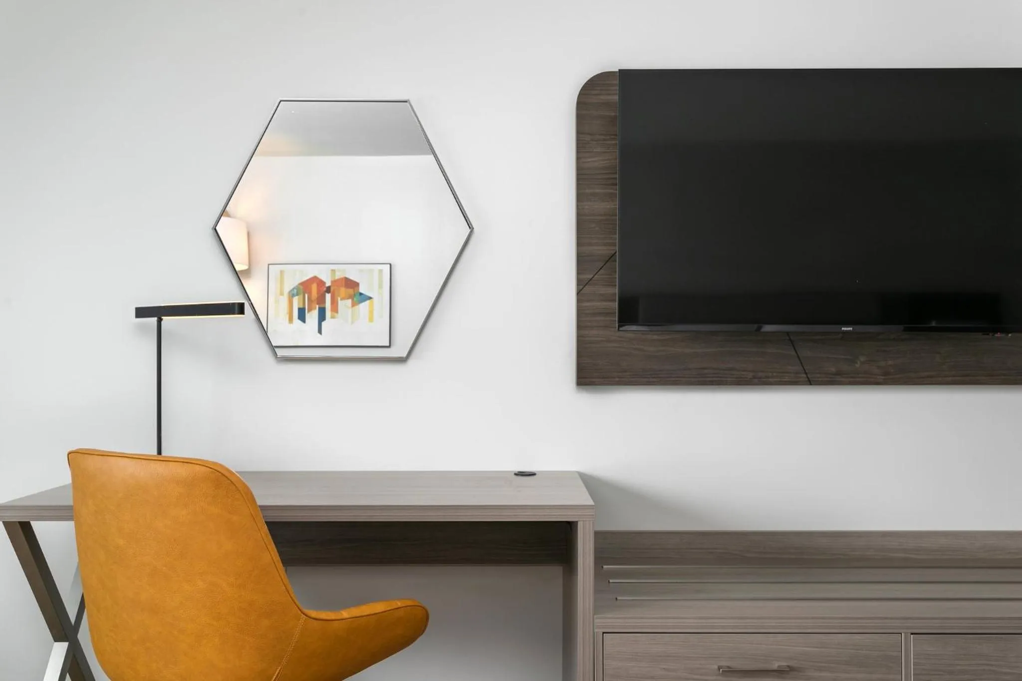 Photo of the whole room in Holiday Inn Express Chattanooga - Hamilton Place