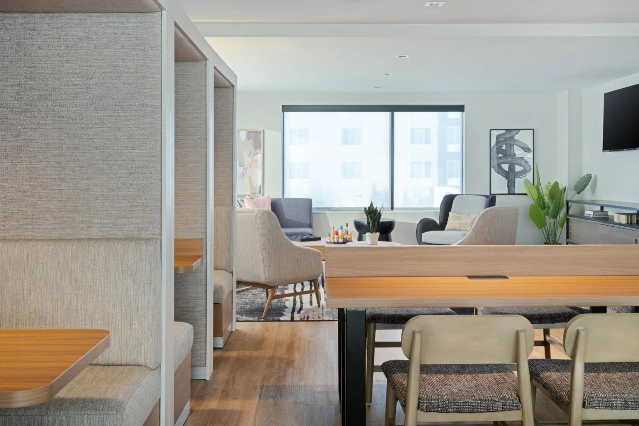 Property building in Atwell Suites Kansas City Airport by IHG