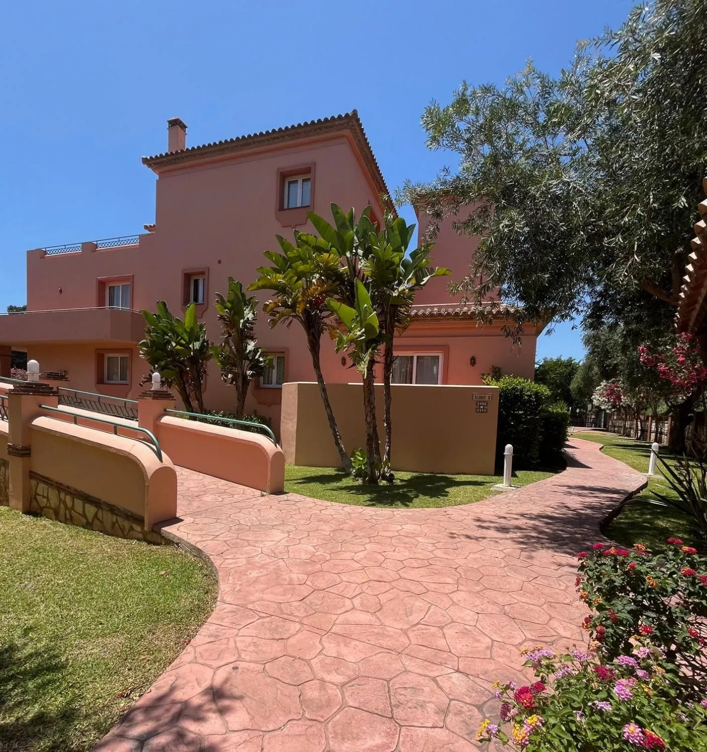 Property building in Marbella Beach Resort at Club Playa Real