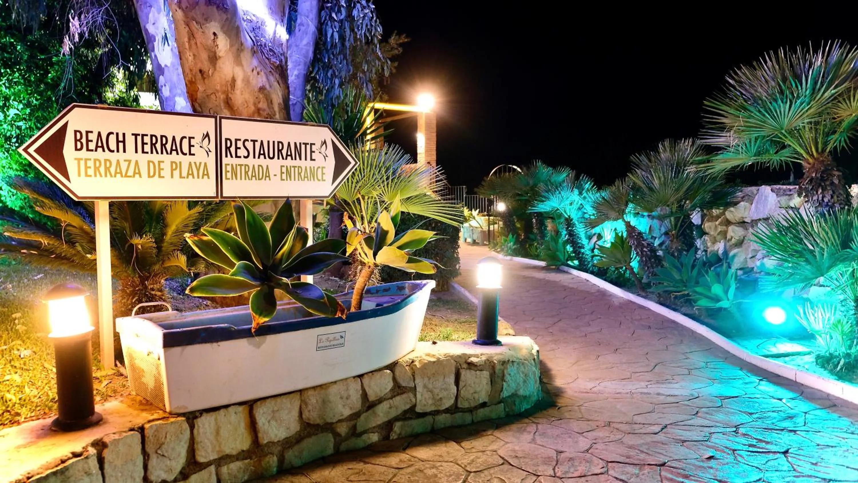 Restaurant/places to eat in Marbella Beach Resort at Club Playa Real