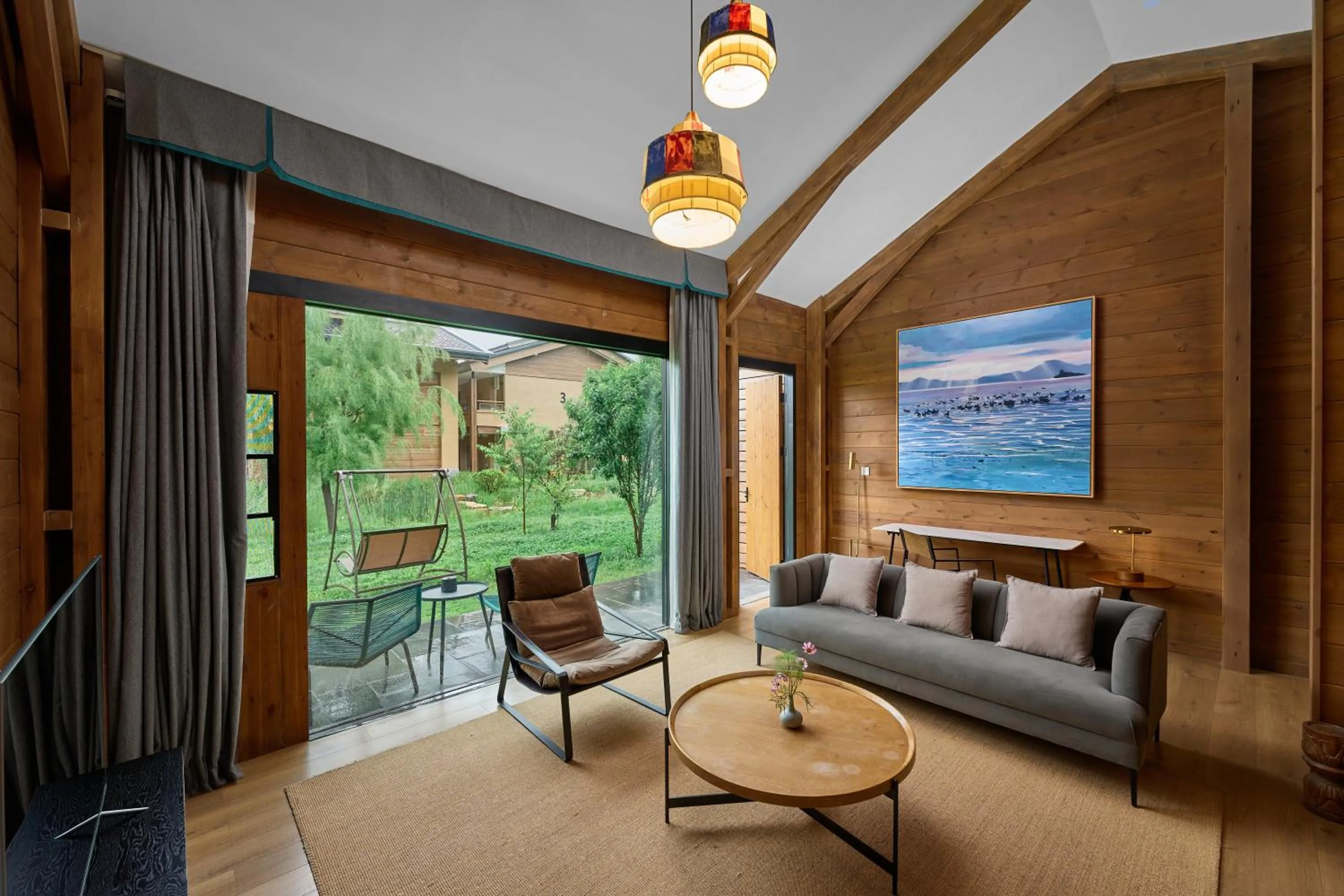 Living room in Hotel Indigo Lugu Lake by IHG