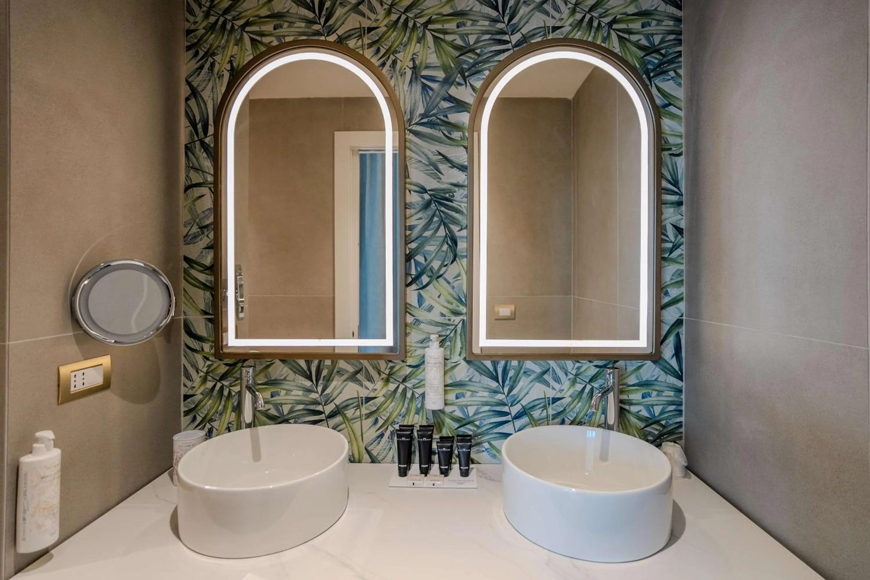 Bathroom in Terradamari Resort & Spa Marina di Modica,Tapestry by Hilton