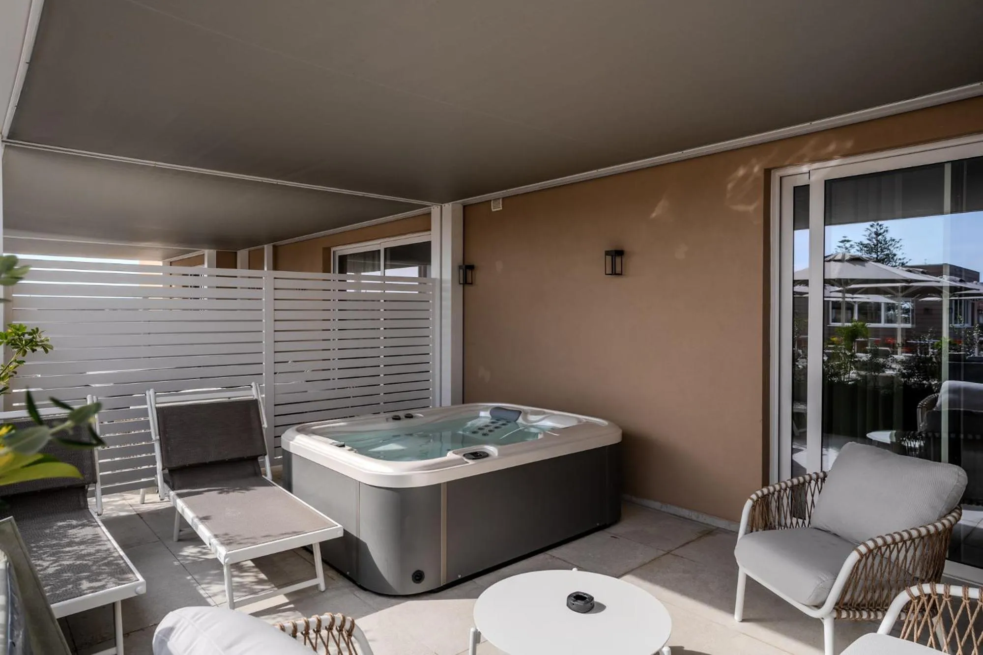 Hot Tub in Terradamari Resort & Spa Marina di Modica,Tapestry by Hilton