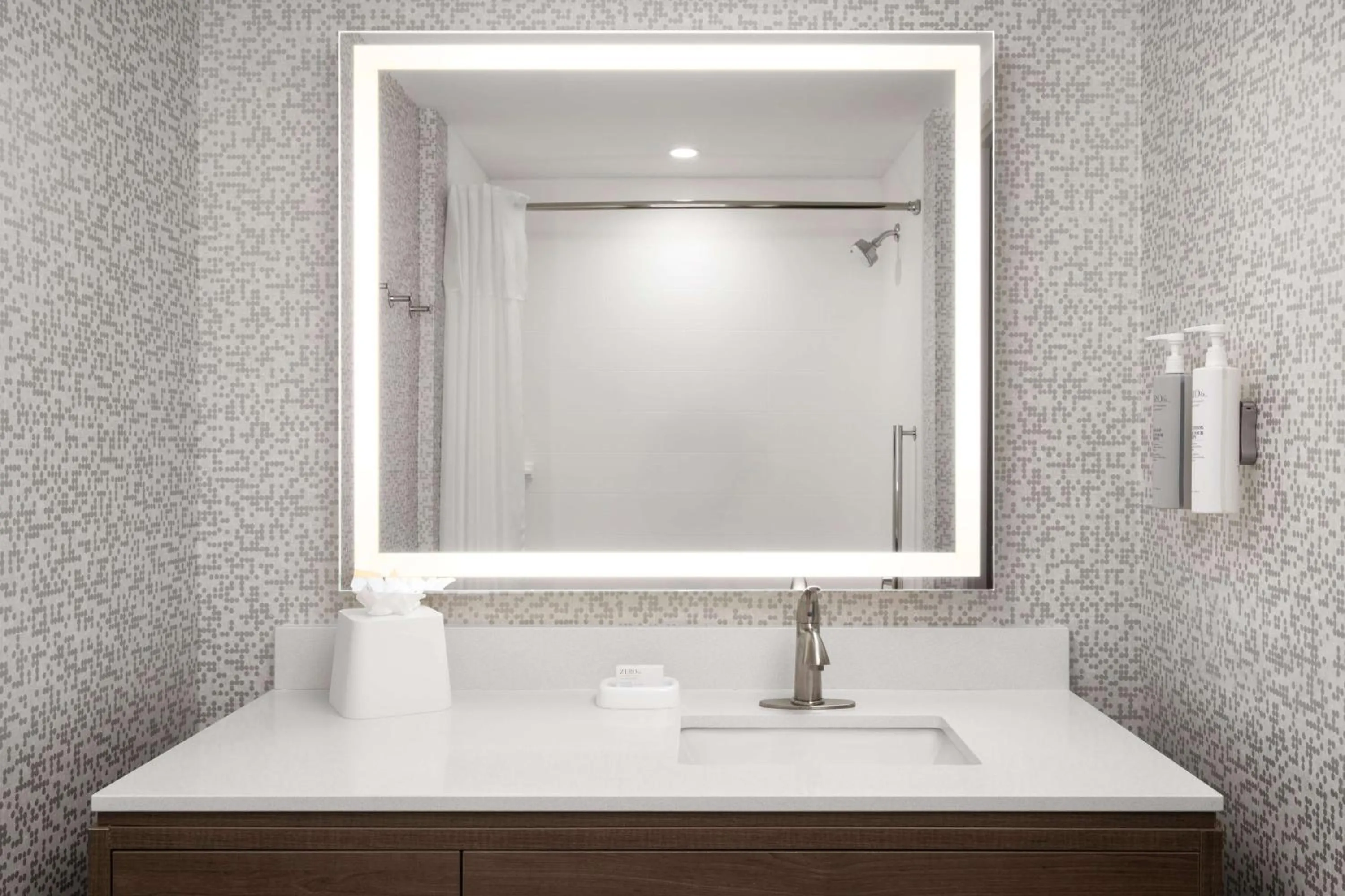 Bathroom in Home2 Suites By Hilton Winter Haven