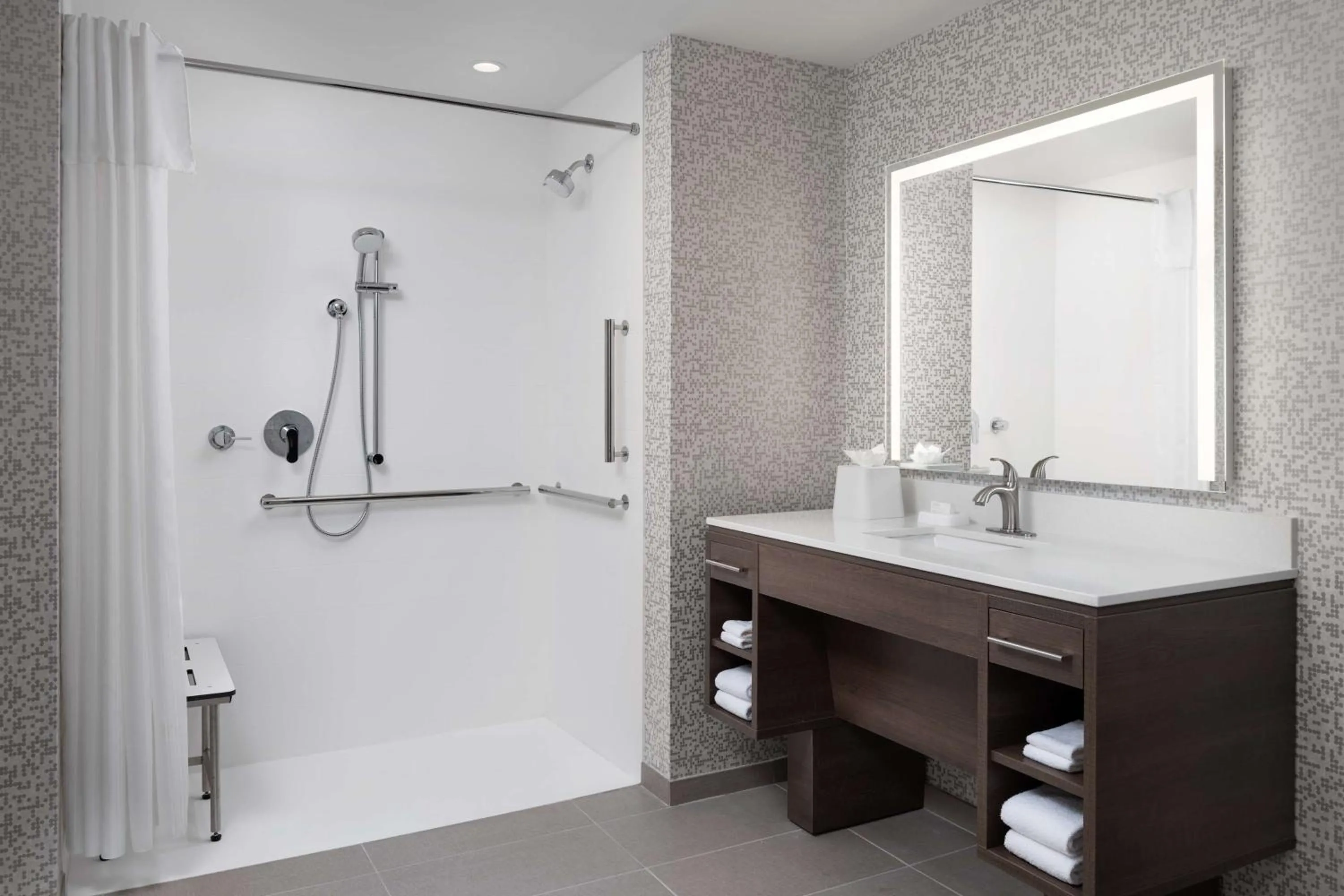 Bathroom in Home2 Suites By Hilton Winter Haven