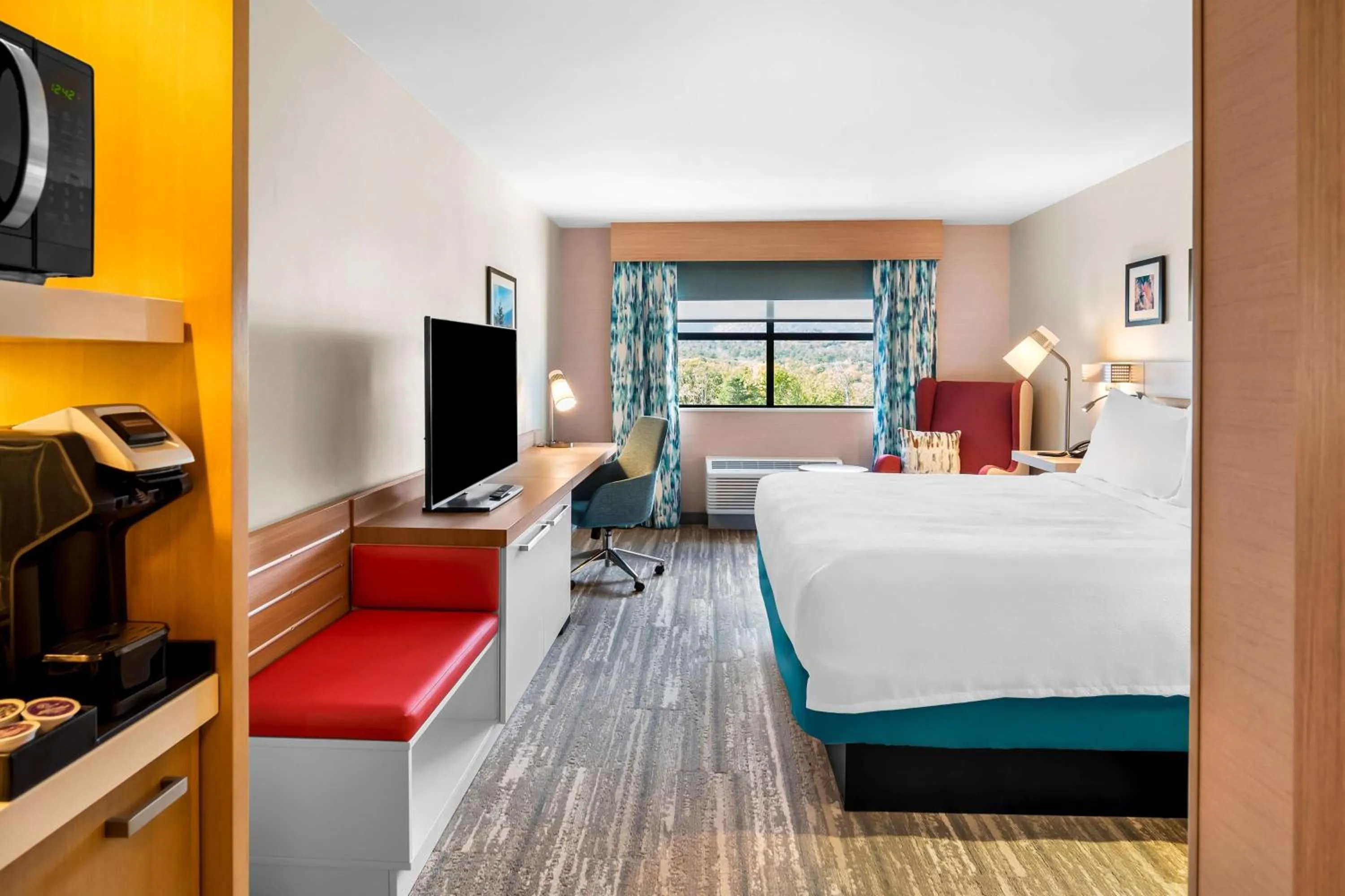 Bed in Hilton Garden Inn North Conway