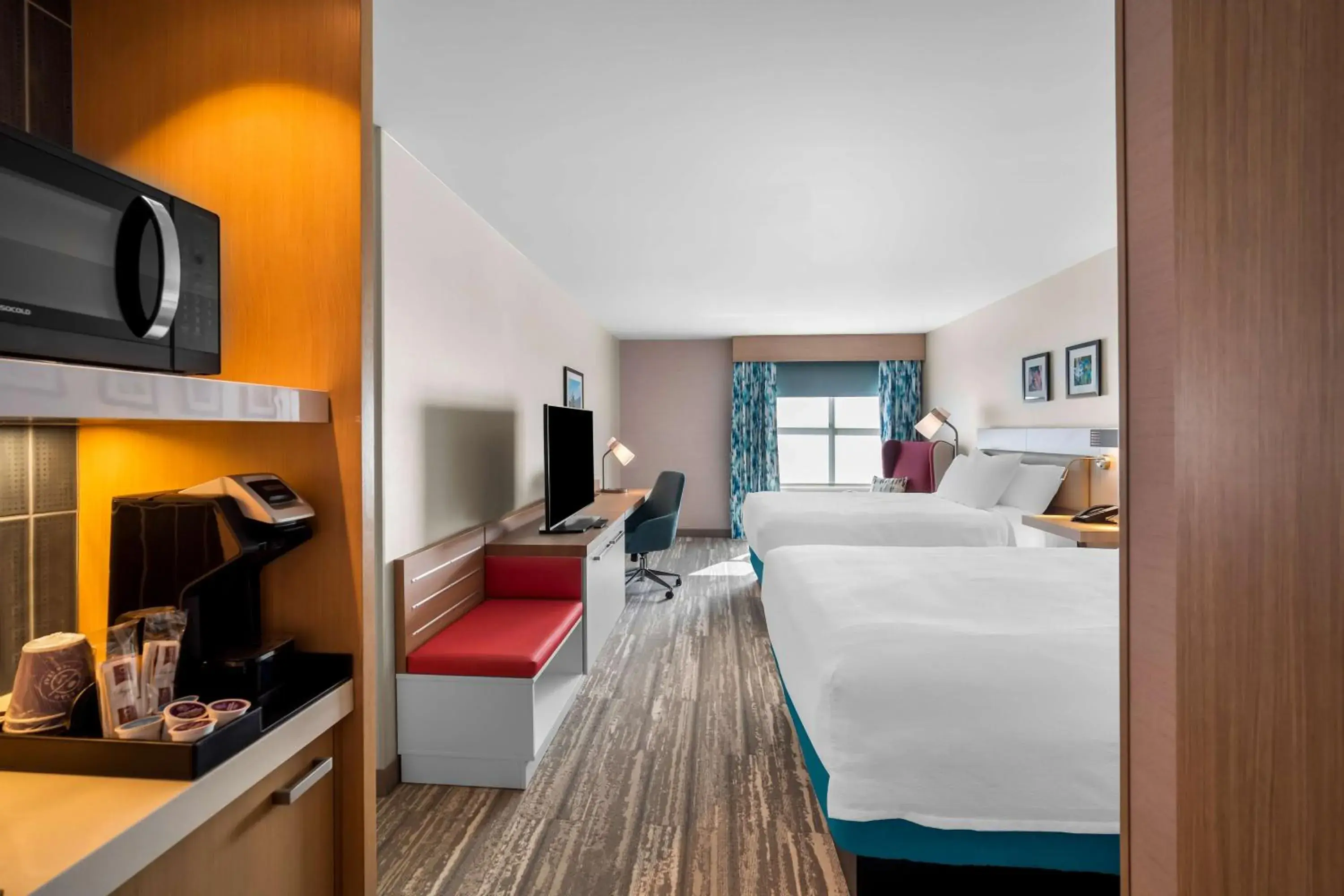 One-Bedroom Suite with Two Queen Beds in Hilton Garden Inn North Conway One-Bedroom Suite with Two Queen Beds in Hilton Garden Inn North Conway