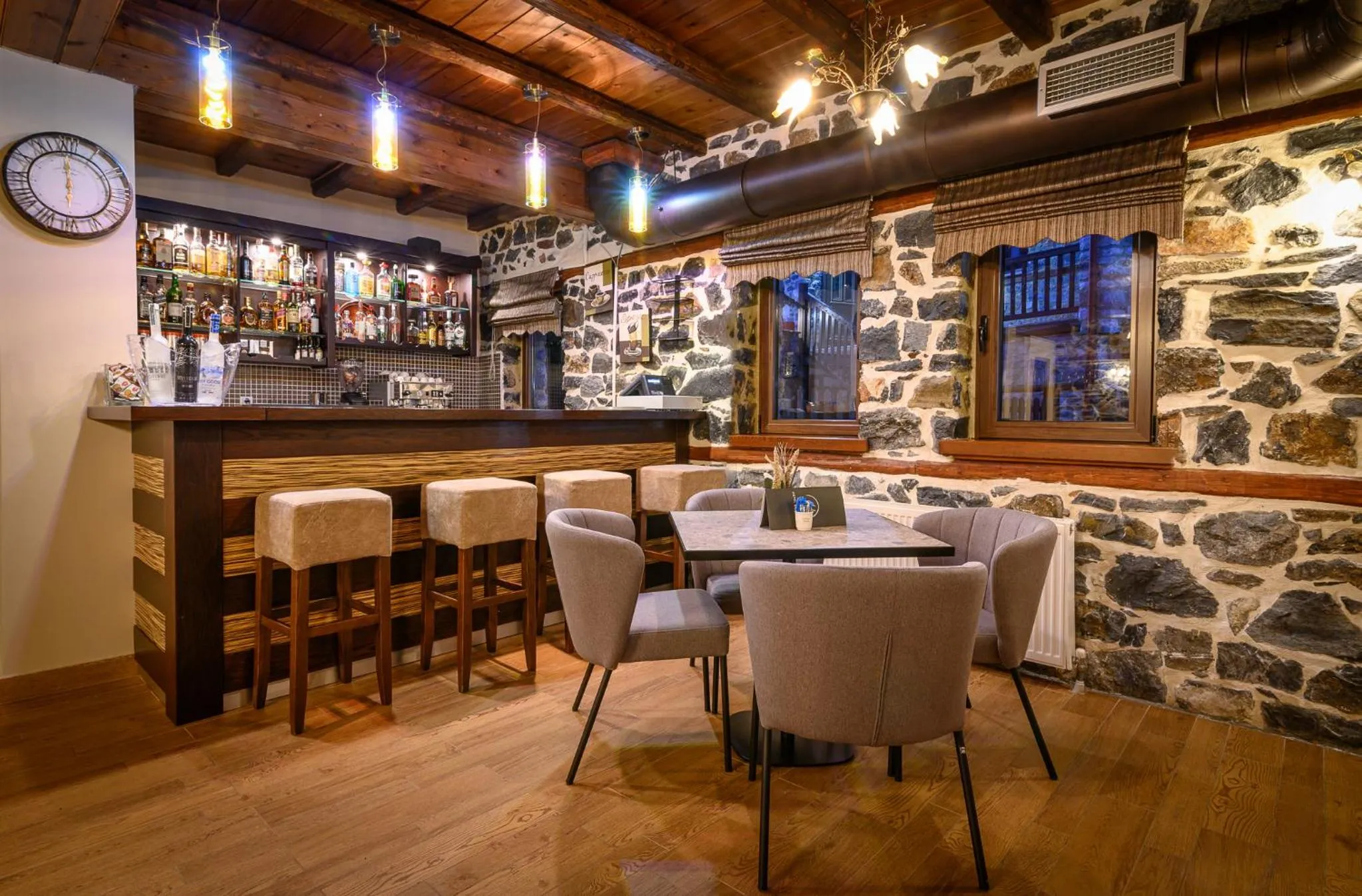 Lounge or bar in Enastron