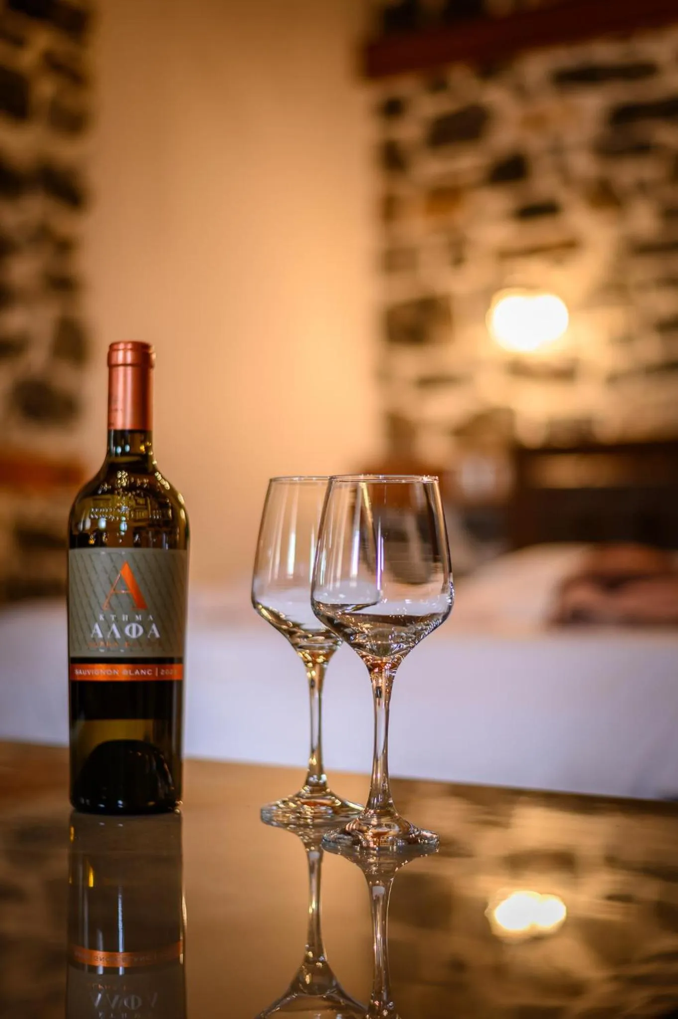 Photo of the whole room in Enastron