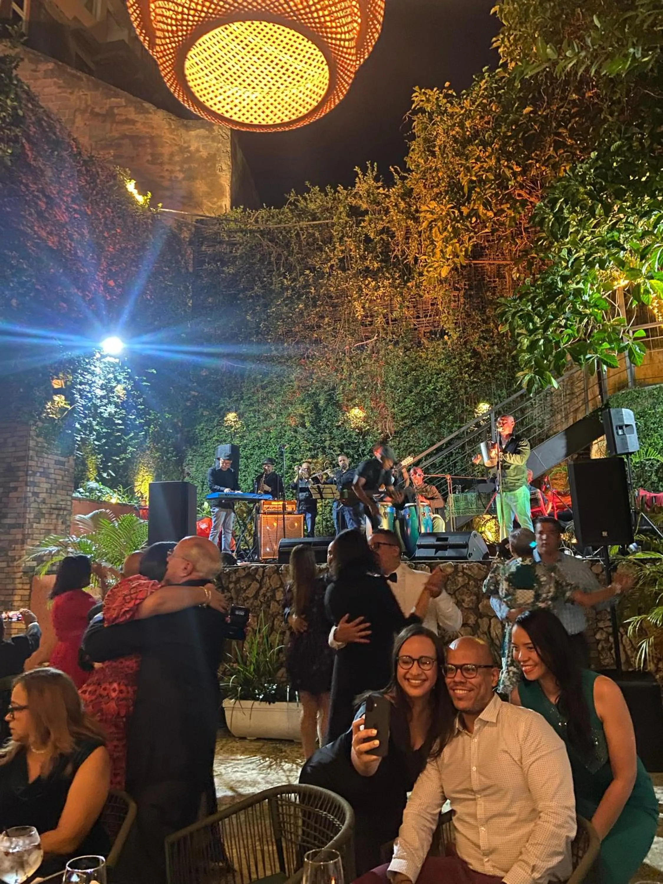 Restaurant/places to eat in Empyrean Art Deco