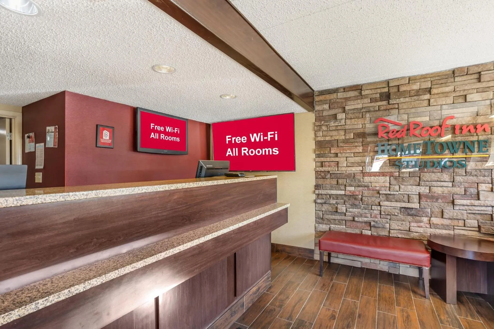 Lobby or reception in HomeTowne Studios by Red Roof Danville, PA