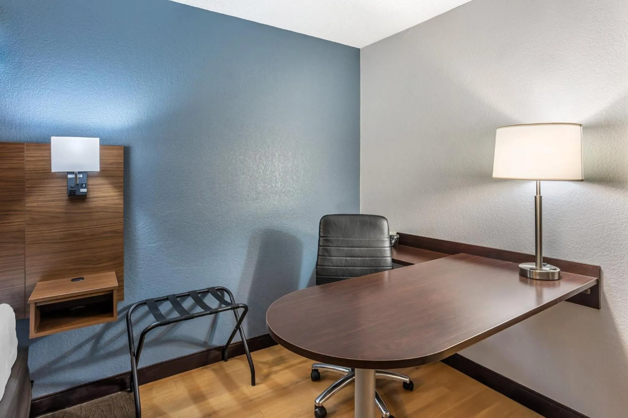 Photo of the whole room in HomeTowne Studios by Red Roof Danville, PA