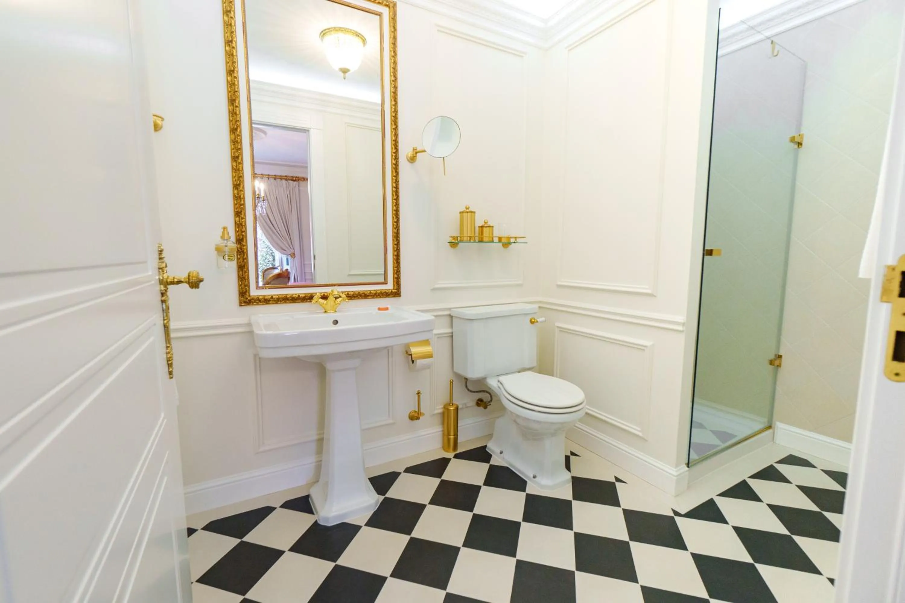 Bathroom in Boutique Hotel Teatro