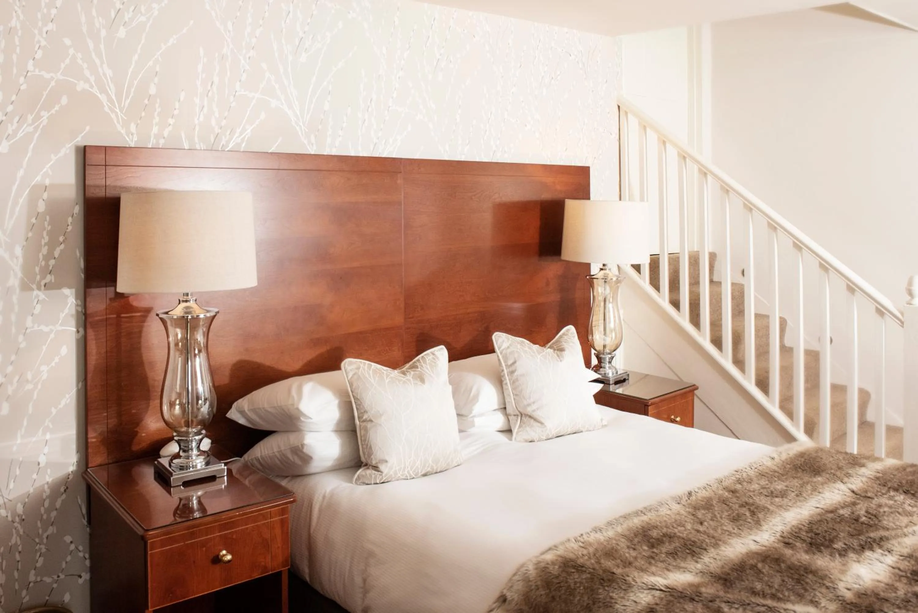 Bed in Roundthorn Country House & Luxury Apartments