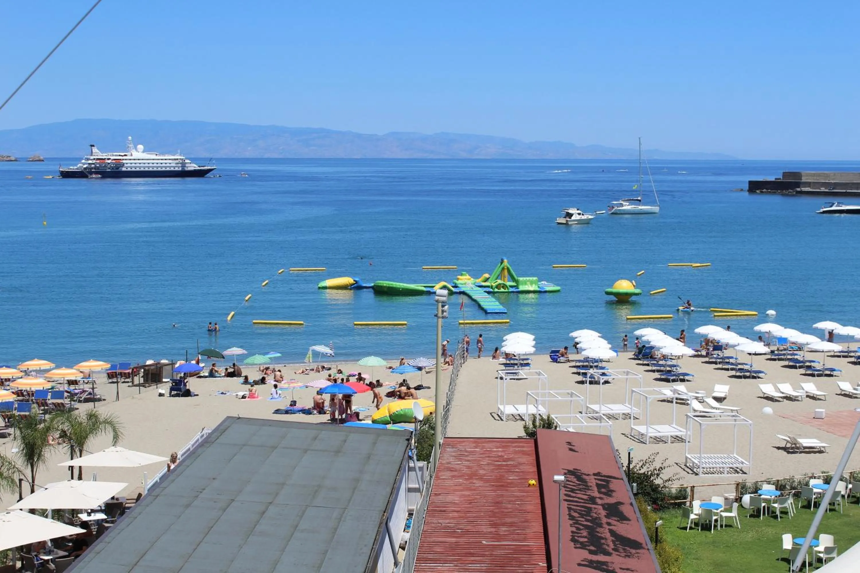 Beach in Passi di Mare Rooms