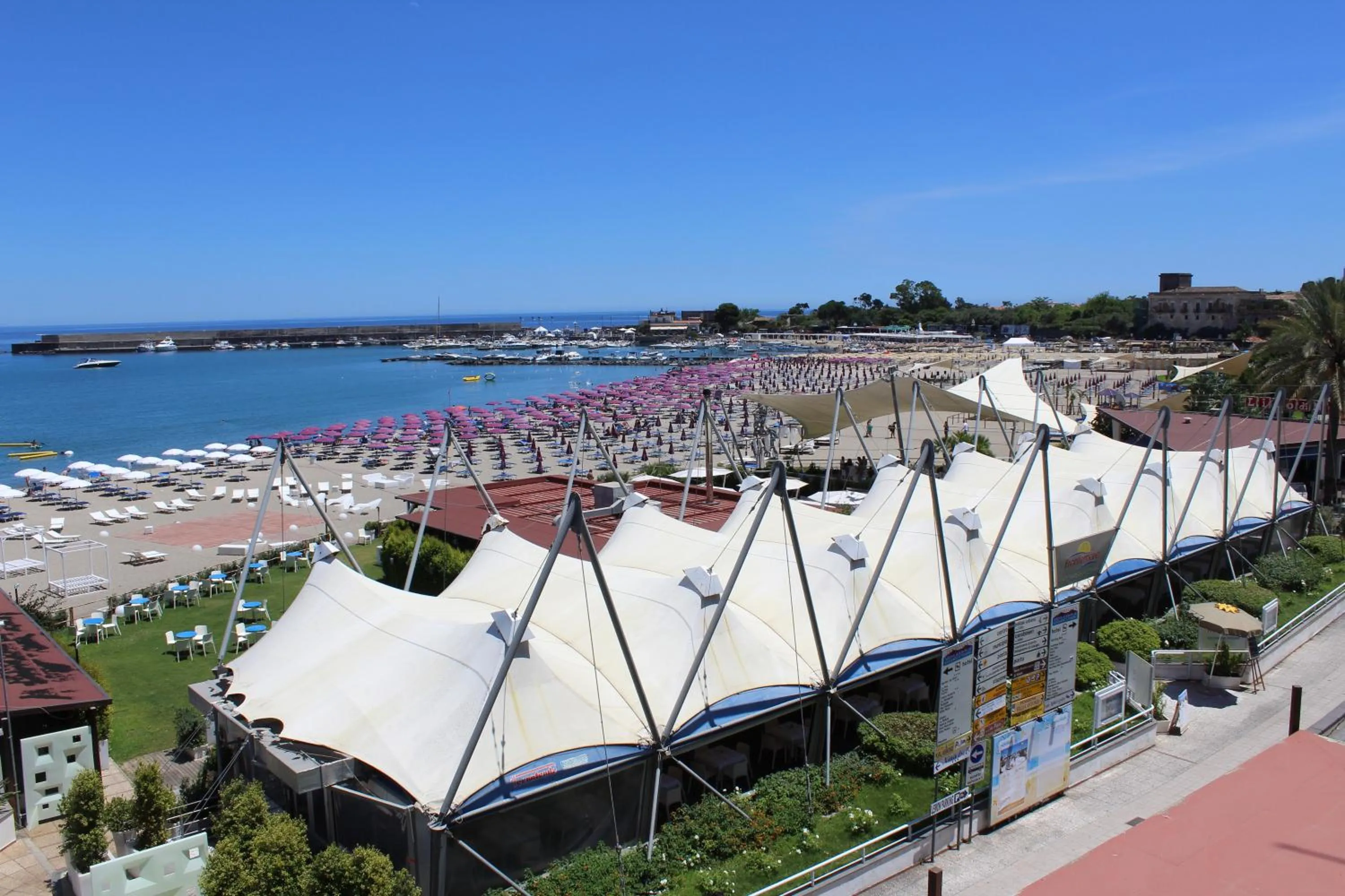 Beach in Passi di Mare Rooms