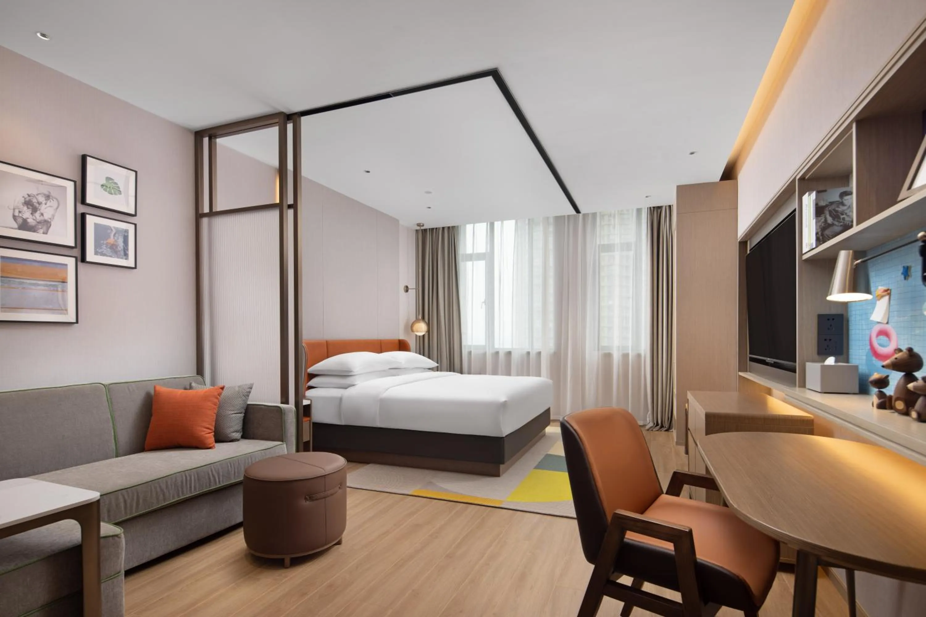 Photo of the whole room, Bed in Home2 Suite by Hilton Hangzhou Qianjiang New Town