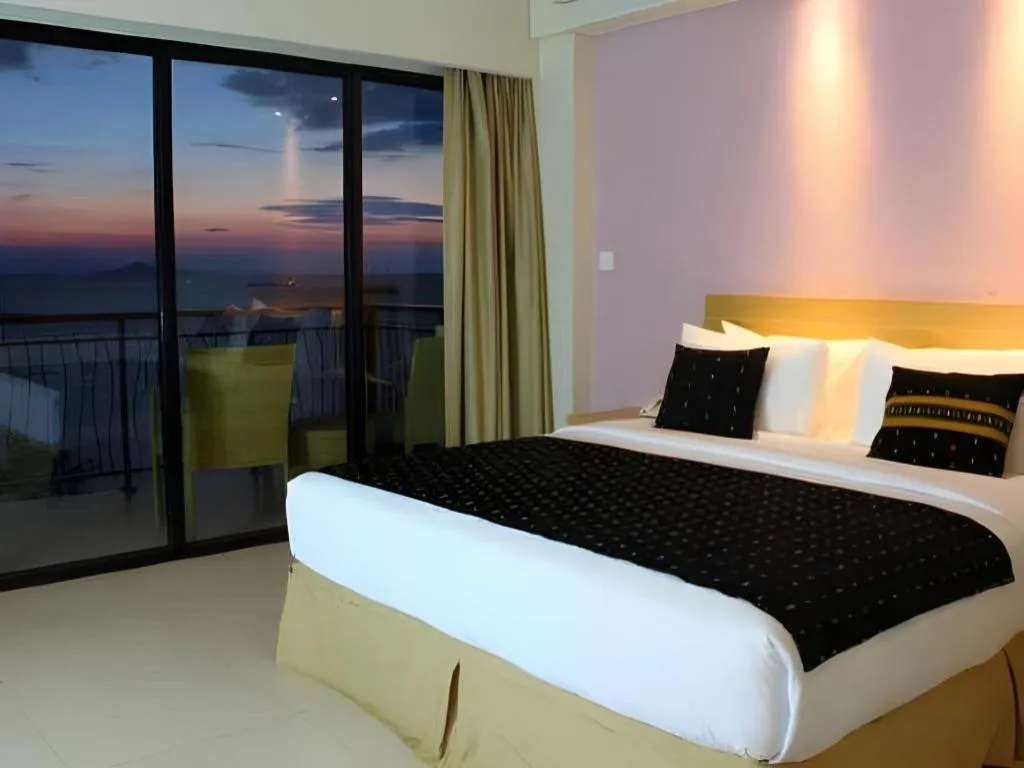 Bed in Laprima Hotel