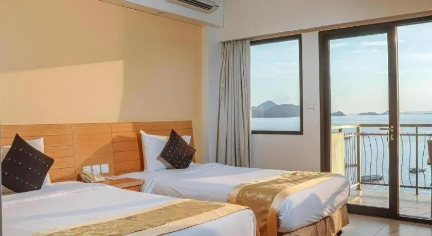 Bed in Laprima Hotel