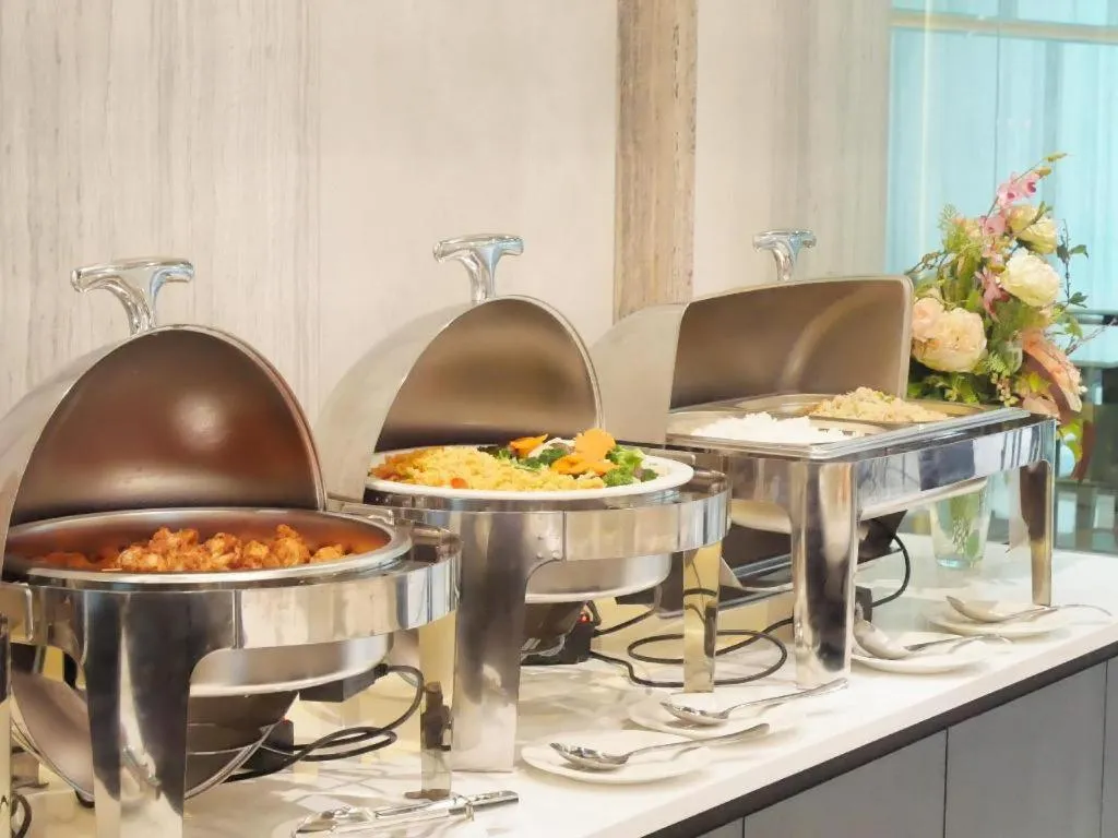 First Pride Hotel Bangkok