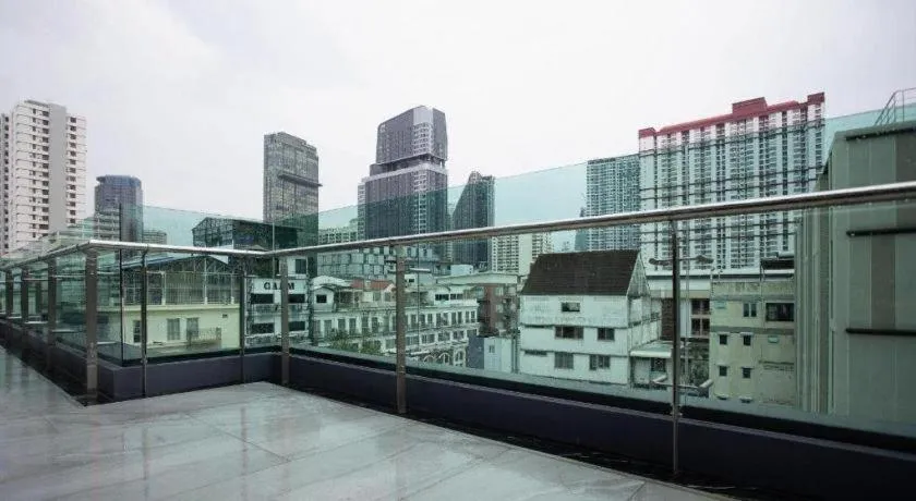 First Pride Hotel Bangkok