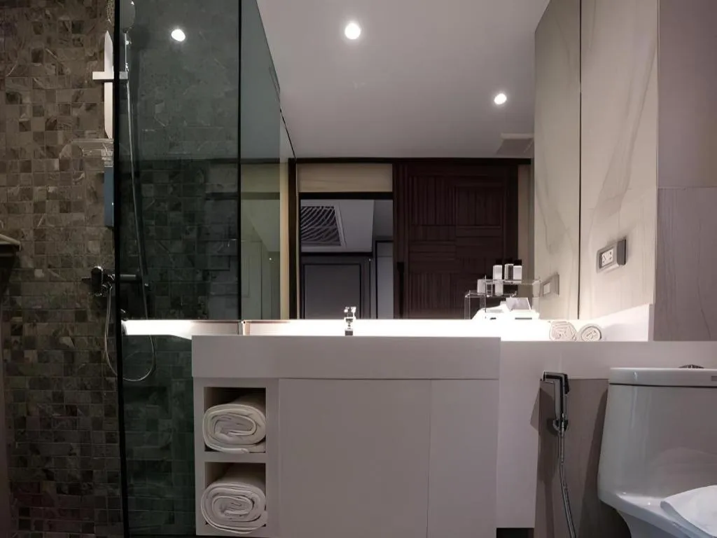 First Pride Hotel Bangkok