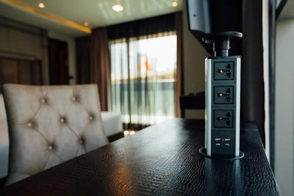 First Pride Hotel Bangkok