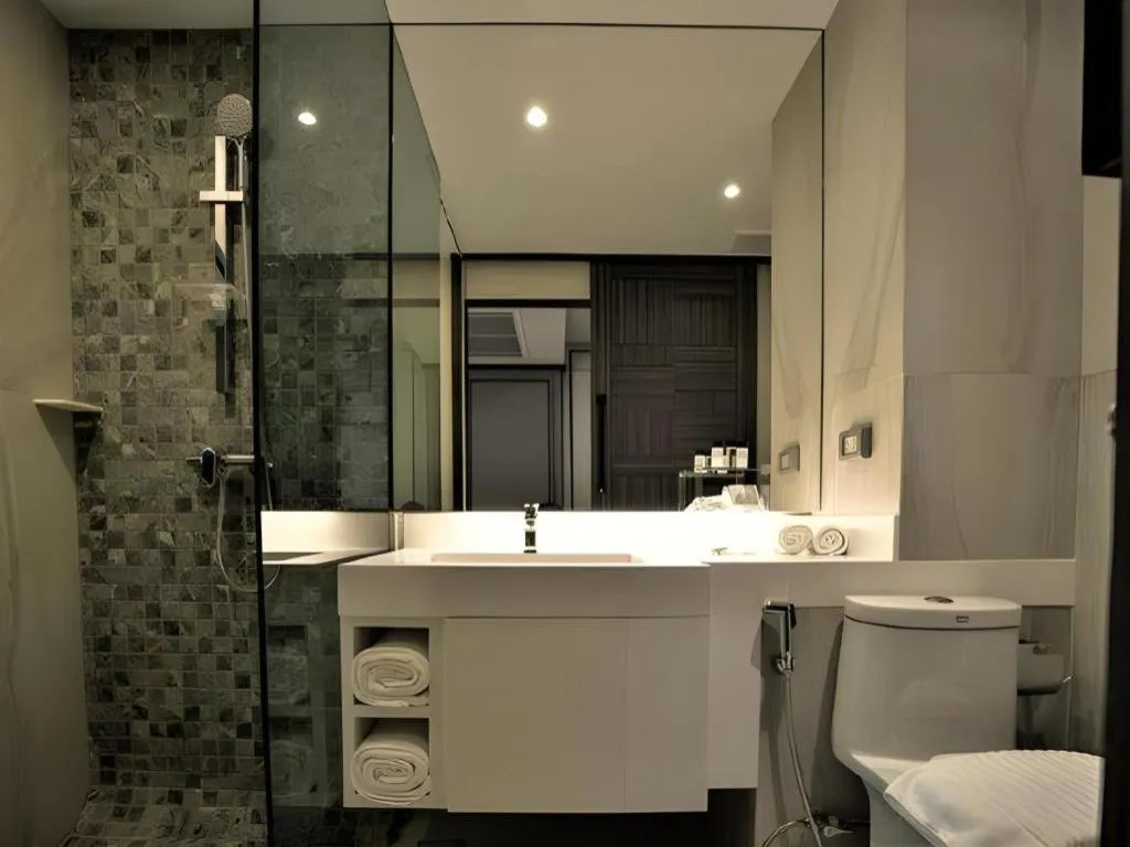 First Pride Hotel Bangkok