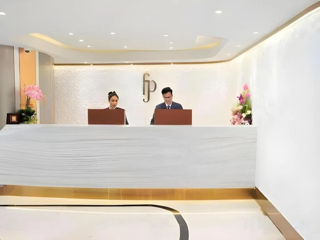 First Pride Hotel Bangkok