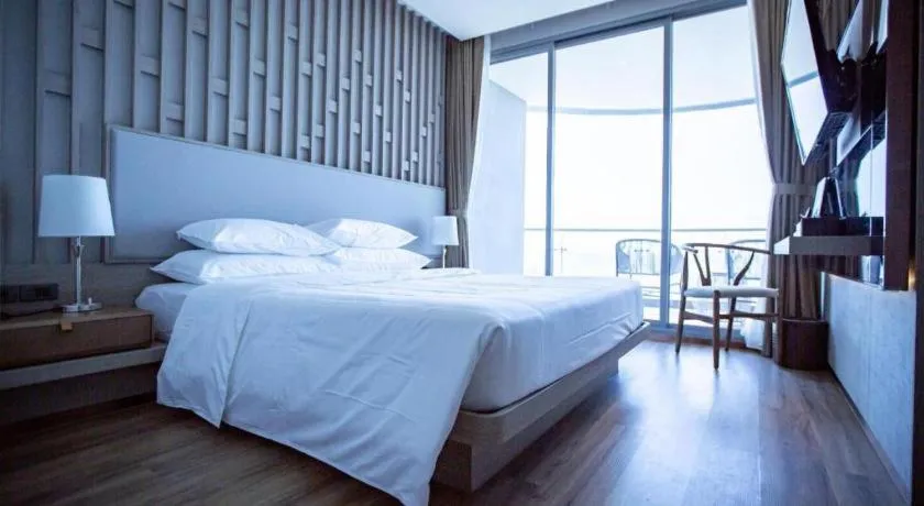 Bed in Symphony of The Sea Hotel