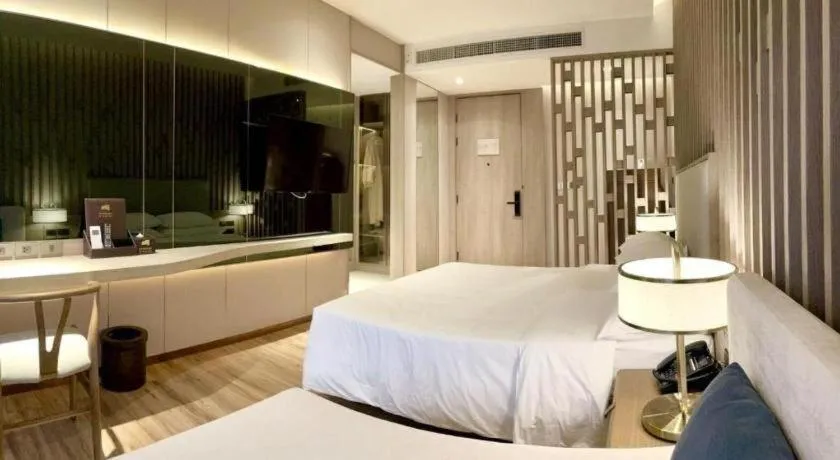 Bed in Symphony of The Sea Hotel