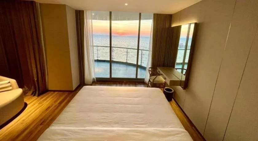 Bed in Symphony of The Sea Hotel