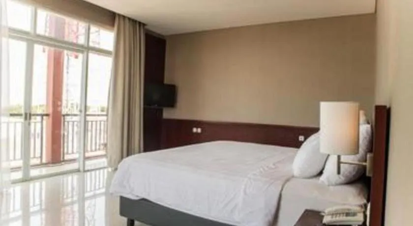 Bed in Karlita Hotel Tegal