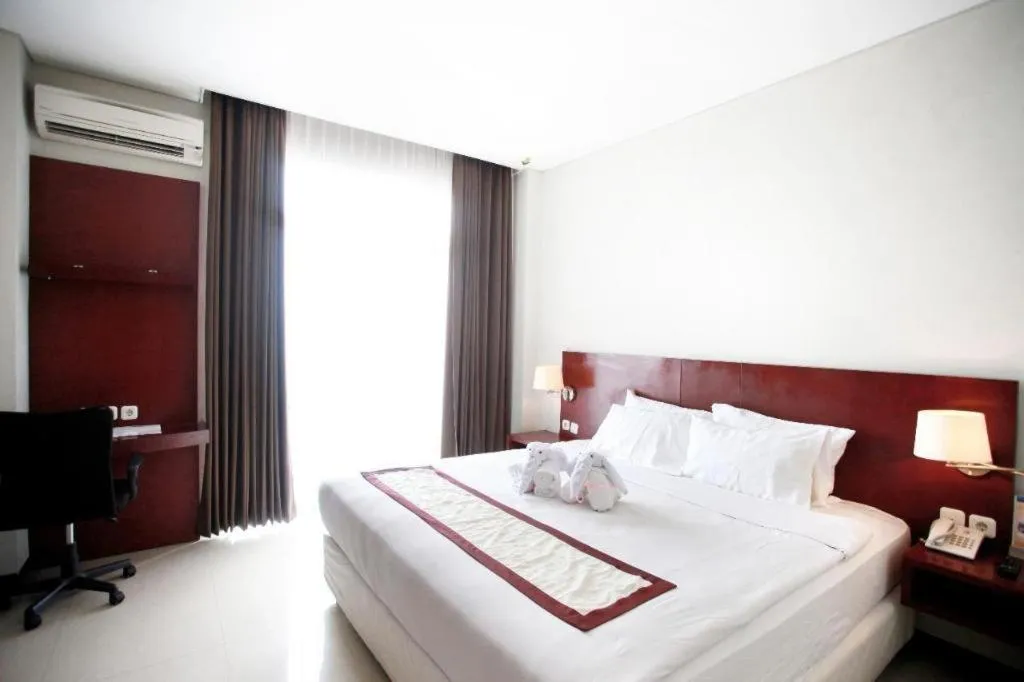 Bed in Karlita Hotel Tegal