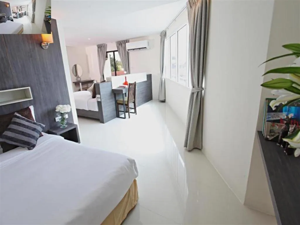 Bed in The Zen Hotel Pattaya