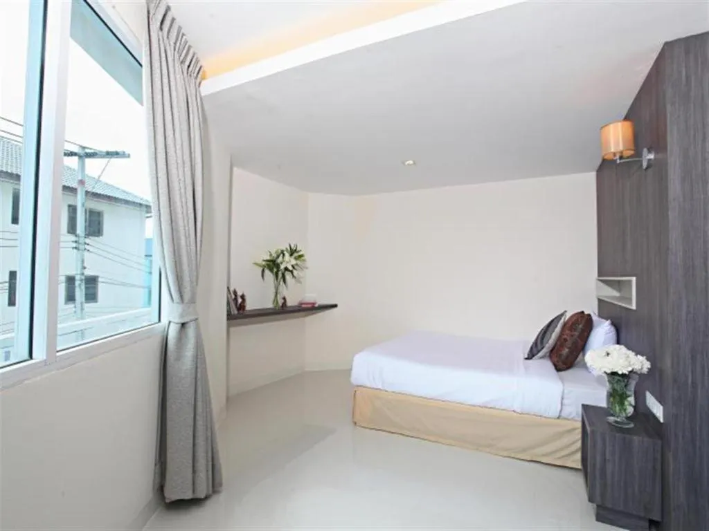 Bed in The Zen Hotel Pattaya