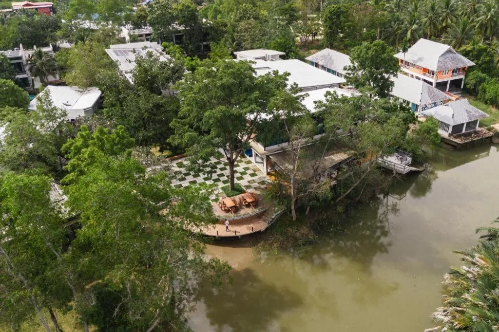 Lumphawa Amphawa Resort