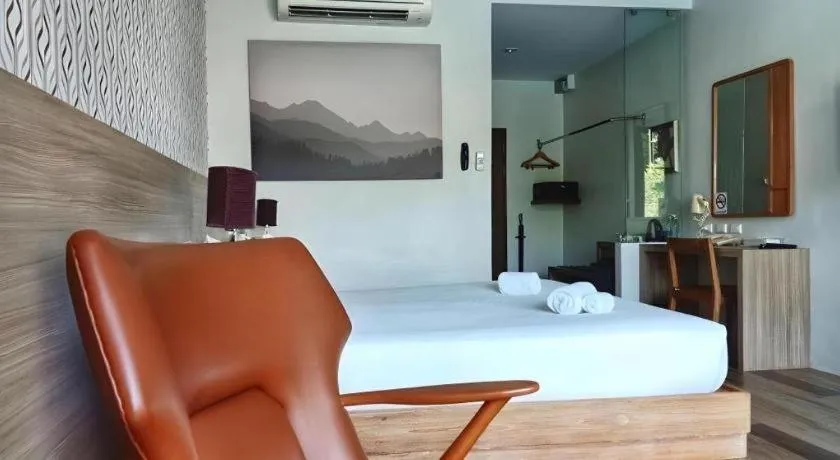 Bed in Lumphawa Amphawa Resort