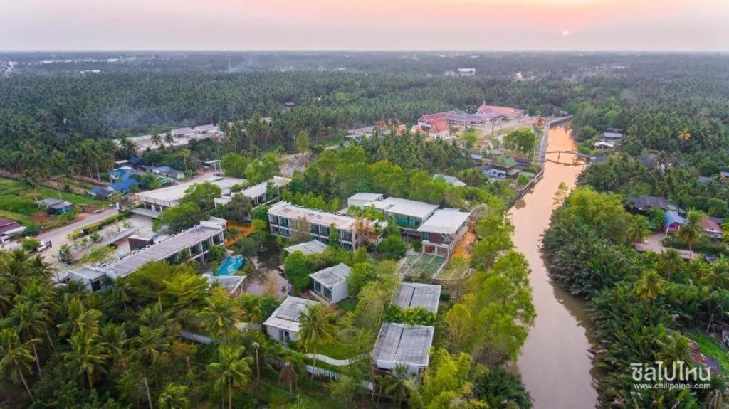 Lumphawa Amphawa Resort