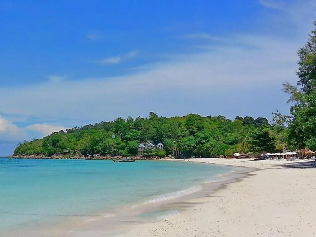 The Breeze Lipe Resort