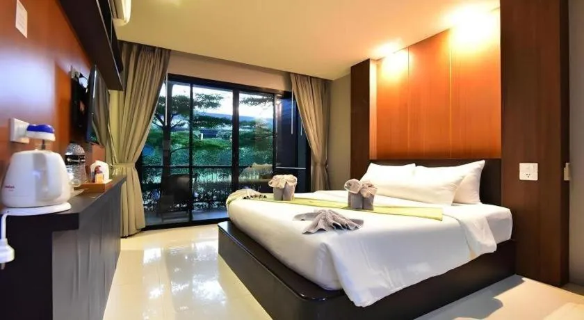 Bed in The Breeze Lipe Resort