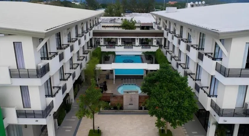 Mansion Garden Hotel